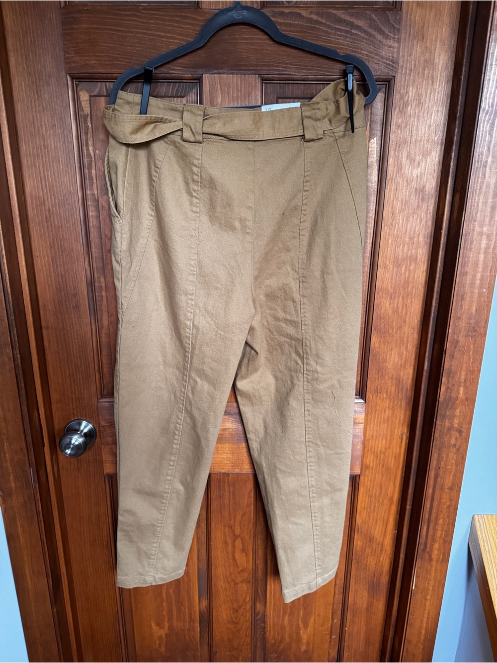 122. Who What Wear Khaki Paperbag Tie-Waist Ankle Pants - Picture 3 of 9